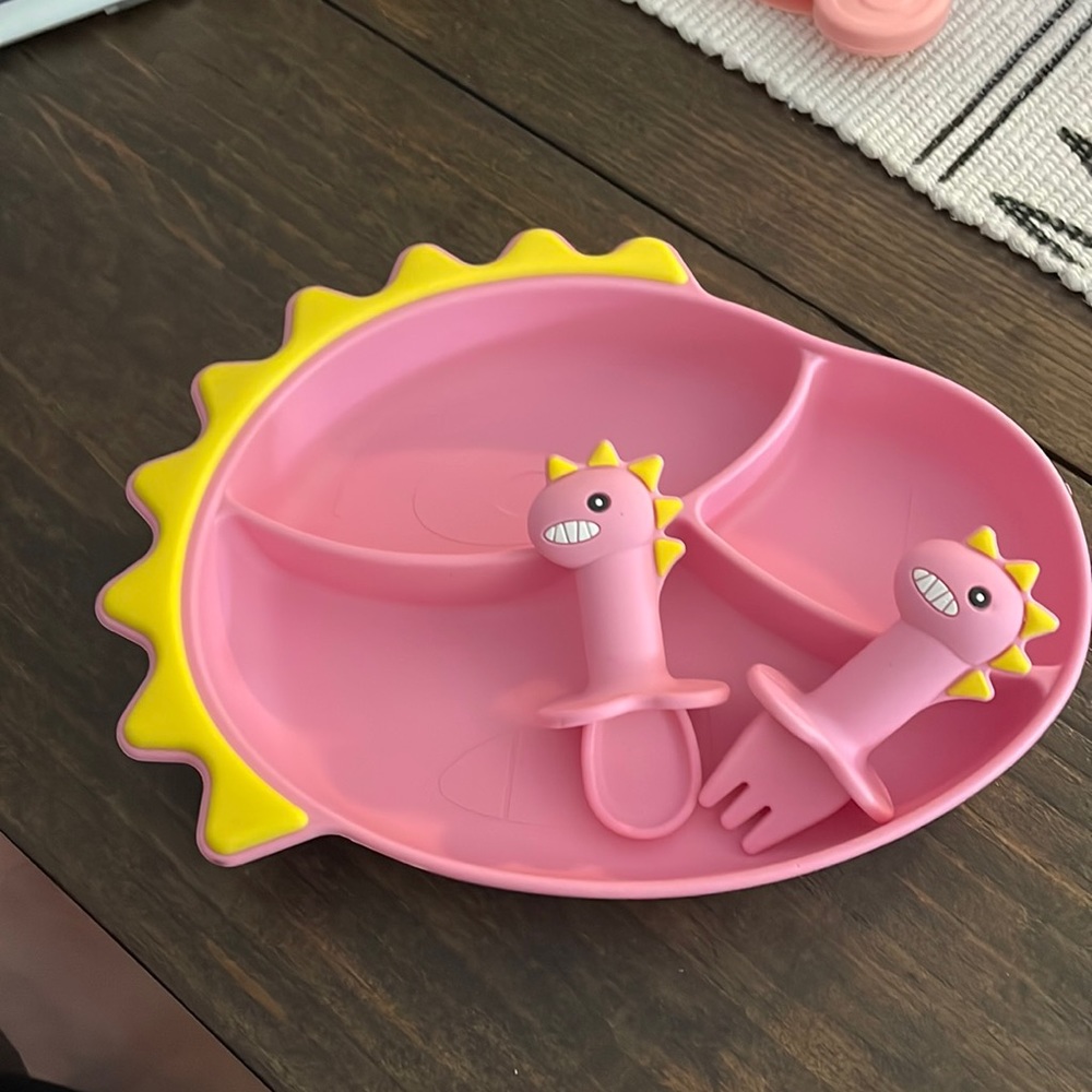 Dino Toddler Girl Plate and Utensils